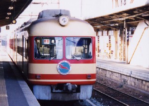 長野電鉄2000系